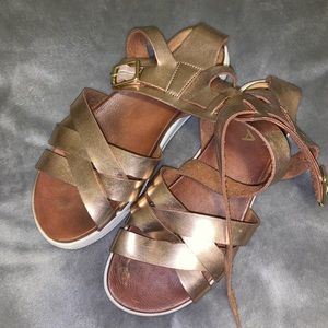 MIA sandals